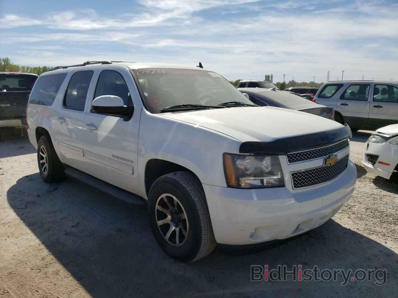 Photo 1GNUCHE02AR173264 - CHEVROLET SUBURBAN 2010