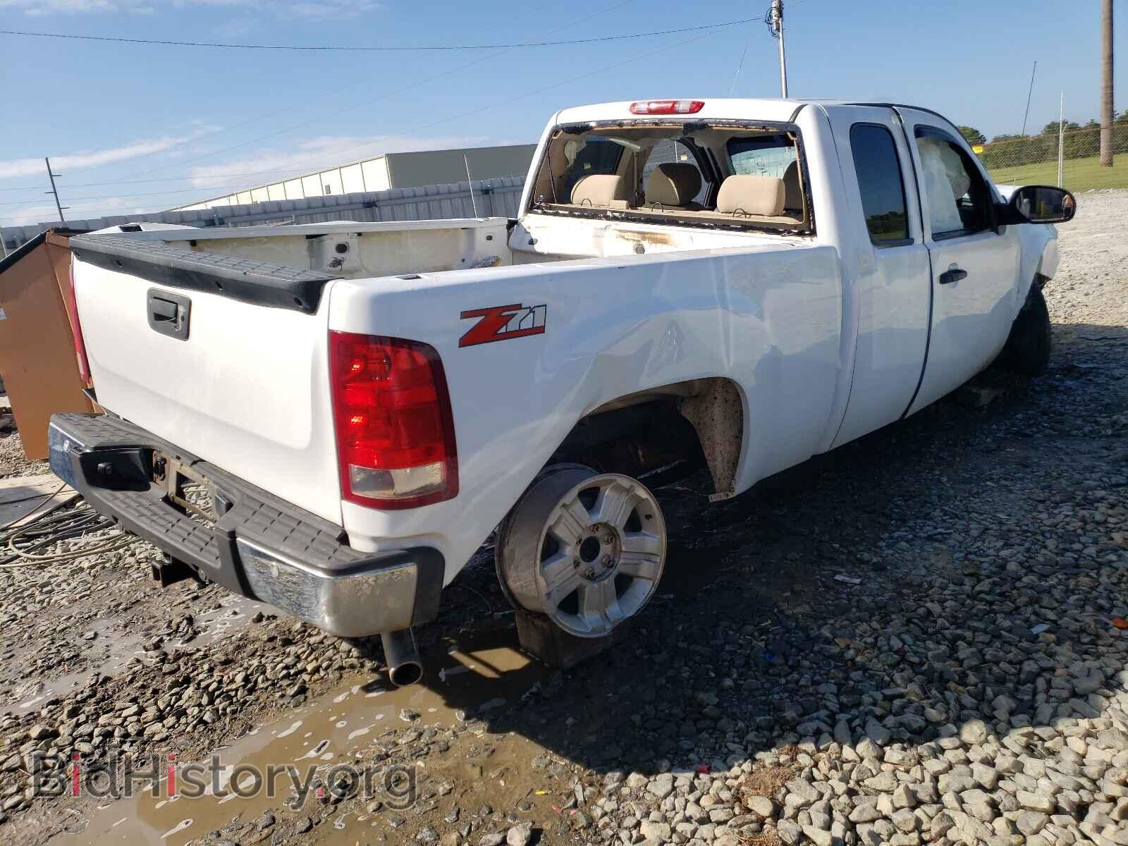 2011 GMC SIERRA - VIN: 1GTR1VE06BZ464614 - Фото 4
