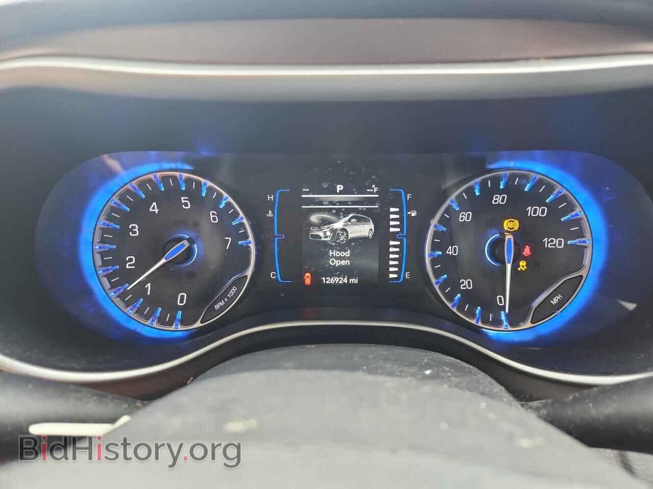 2018 CHRYSLER PACIFICA - VIN: 2C4RC1CGXJR305526 - Фото 9