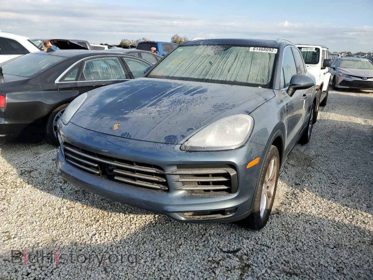 2019 PORSCHE CAYENNE - VIN: WP1AA2AY7KDA17812 - Photo 2