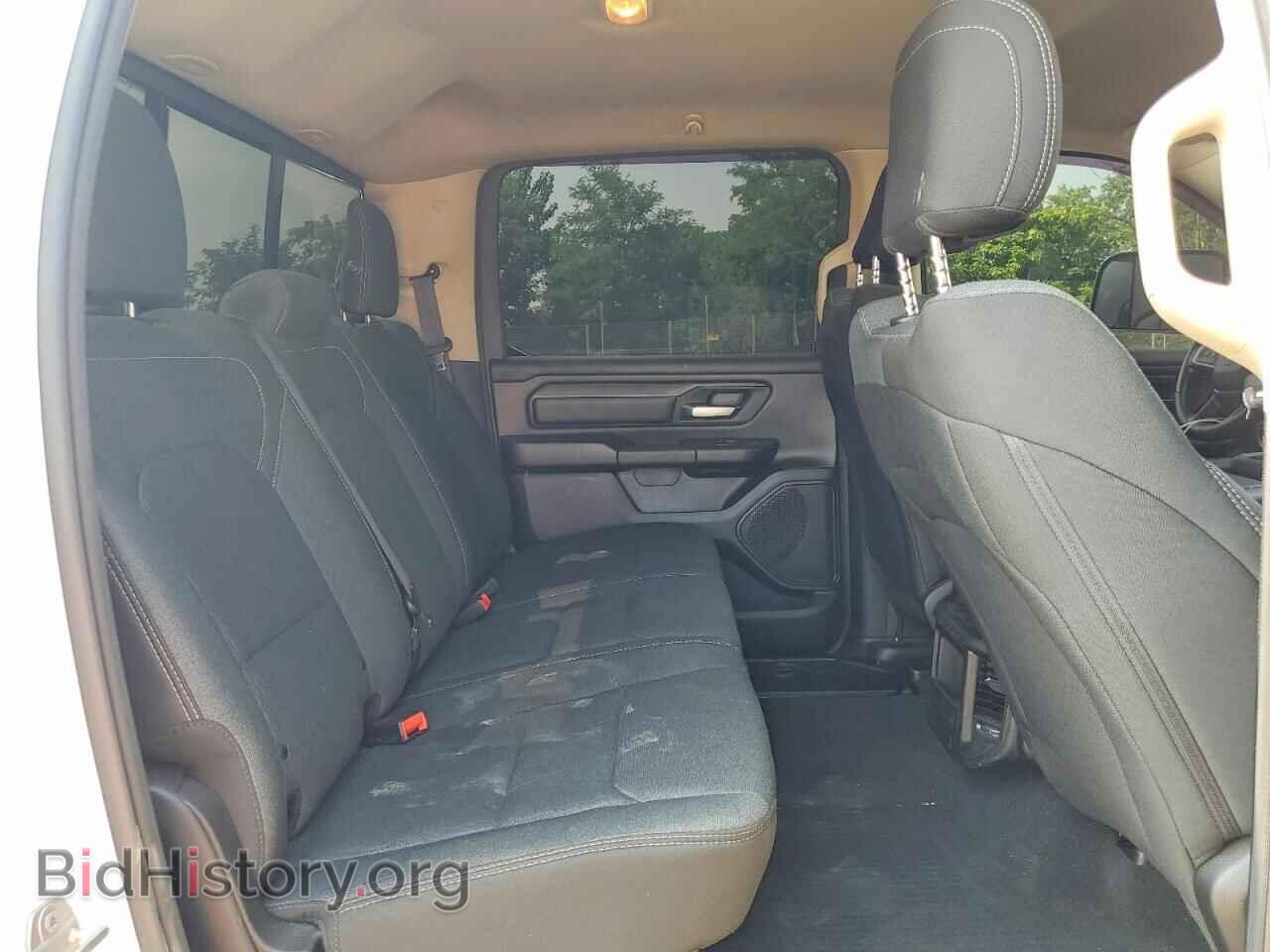 2019 RAM 1500 - VIN: 1C6SRFNT4KN662777 - Фото 10