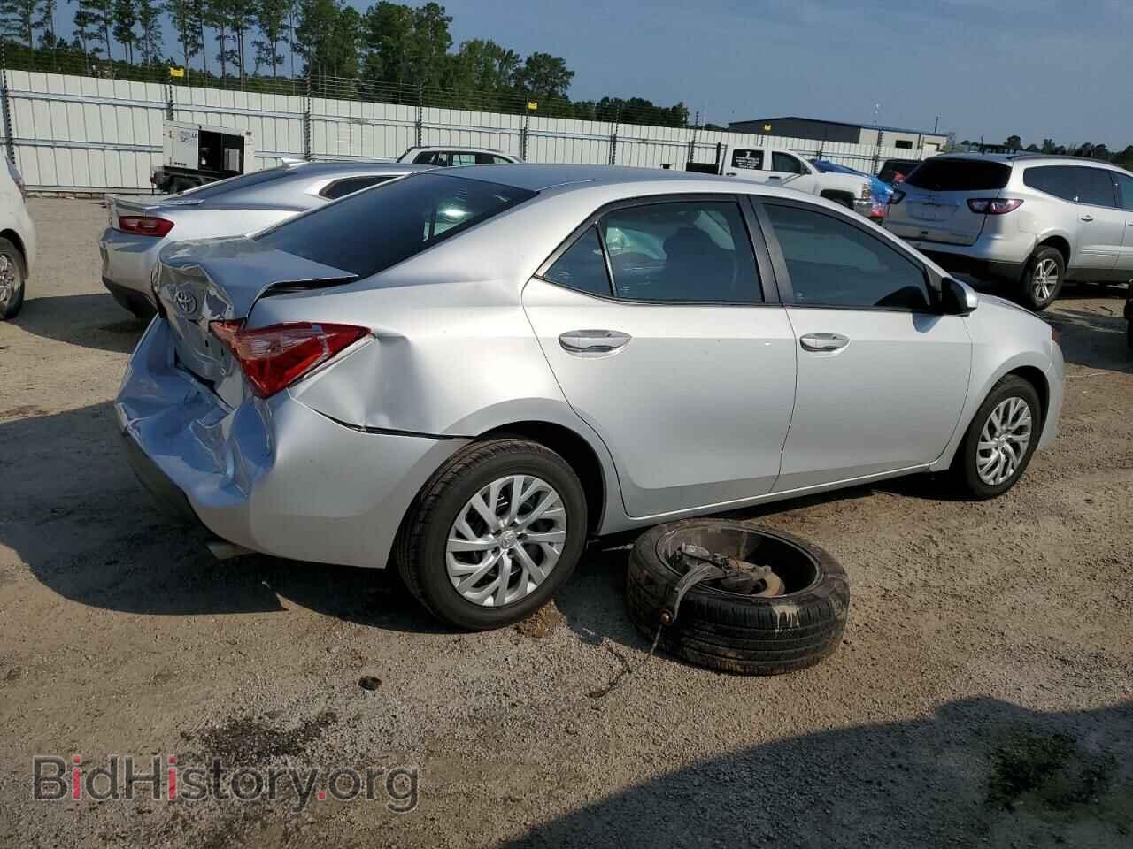 2017 TOYOTA COROLLA - VIN: 2T1BURHE6HC847883 - Photo 3