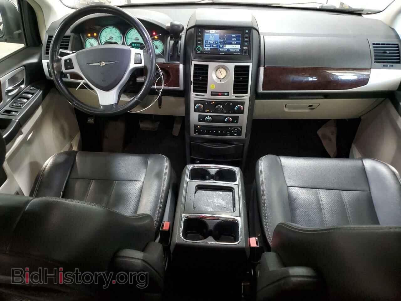 2010 CHRYSLER MINIVAN - VIN: 2A4RR8D17AR422217 - Фото 8