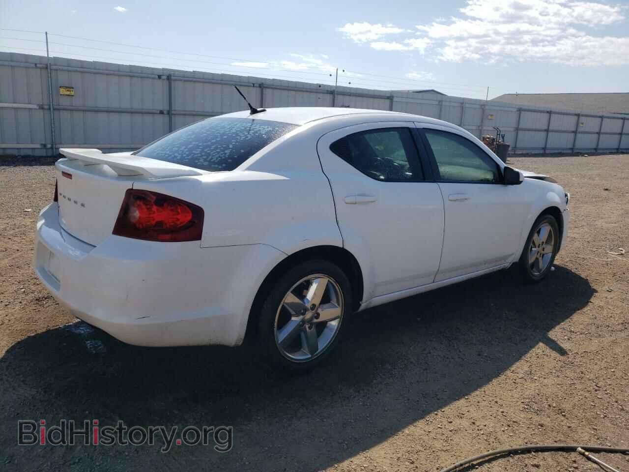 2011 DODGE AVENGER - VIN: 1B3BD2FG4BN549110 - Photo 3