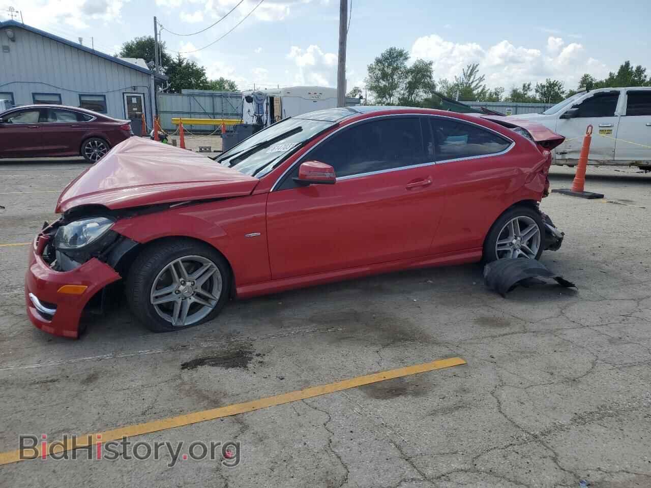Photo WDDGJ5HB6CF746765 - MERCEDES-BENZ C-CLASS 2012