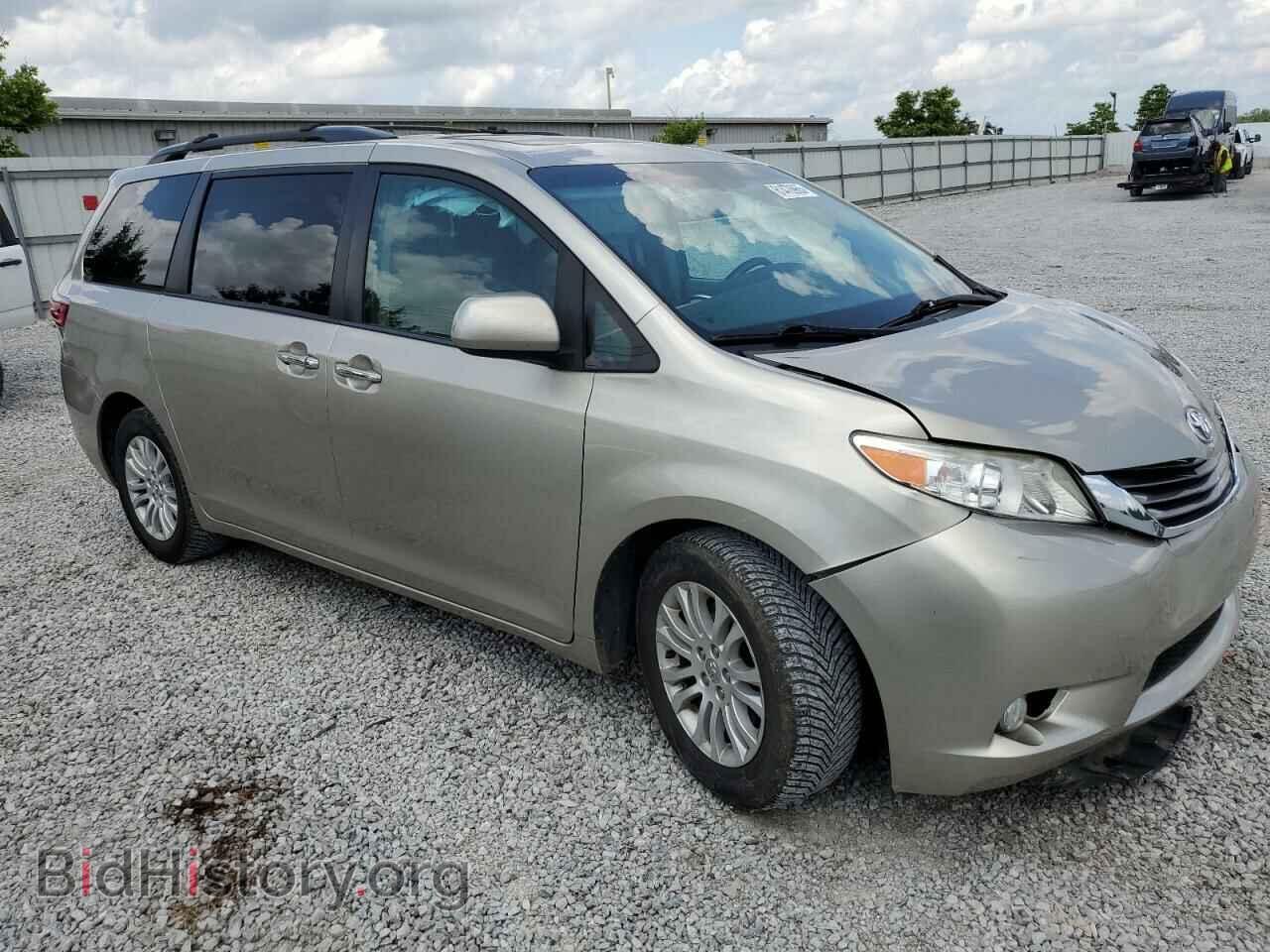 2017 TOYOTA All Models - VIN: 5TDYZ3DC3HS864516 - Photo 4