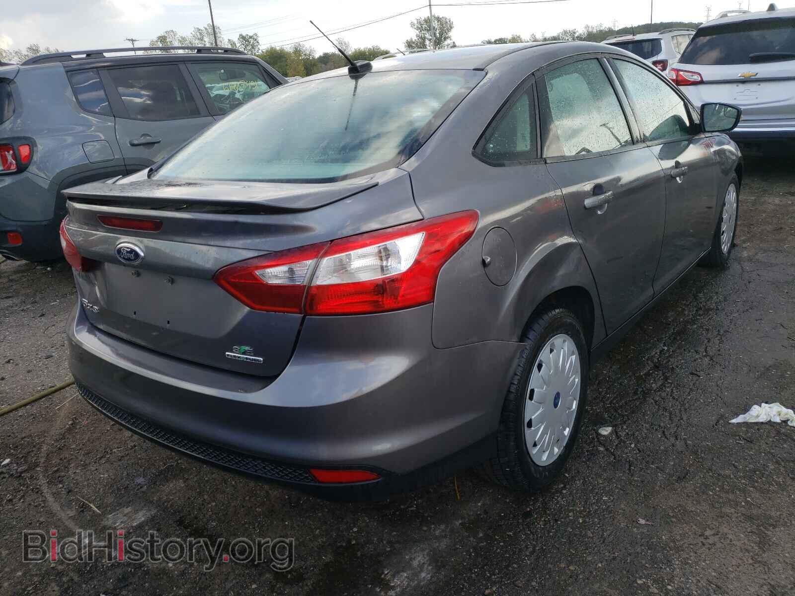 2013 FORD FOCUS - VIN: 1FADP3F23DL106458 - Фото 4