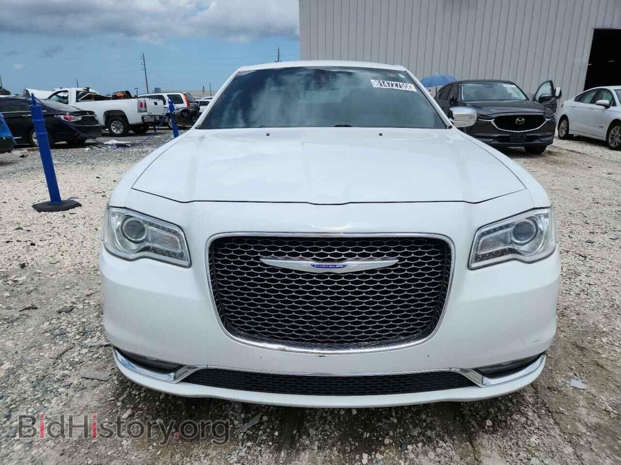 2019 CHRYSLER 300 - VIN: 2C3CCAEG2KH528741 - Фото 5