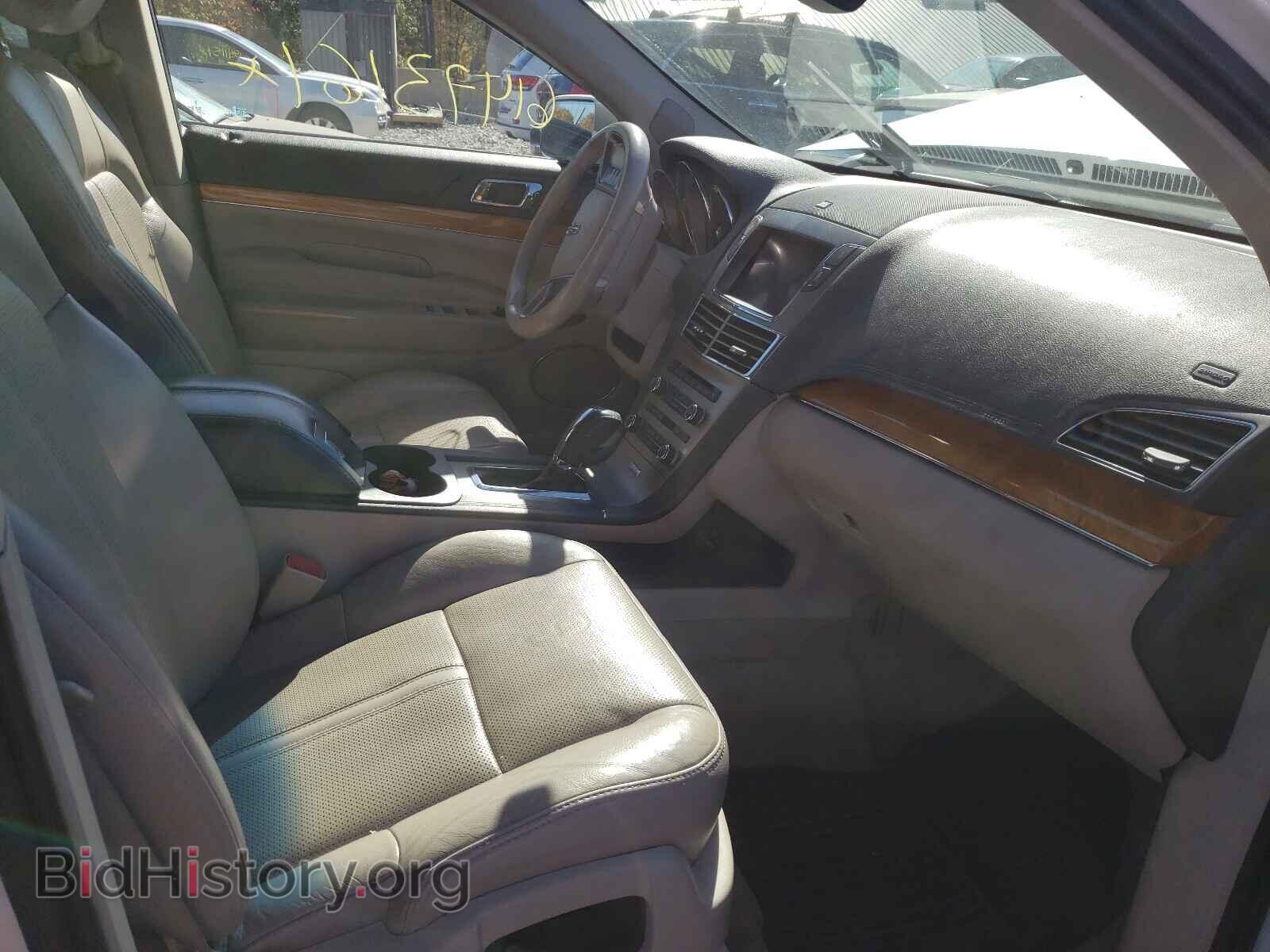 2012 LINCOLN MKT - VIN: 2LMHJ5AT0CBL54691 - Фото 5