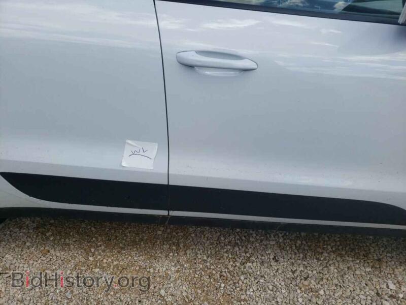 2017 Porsche MACAN (VIN WP1AA2A53HLB81501) — photo 9 of 10