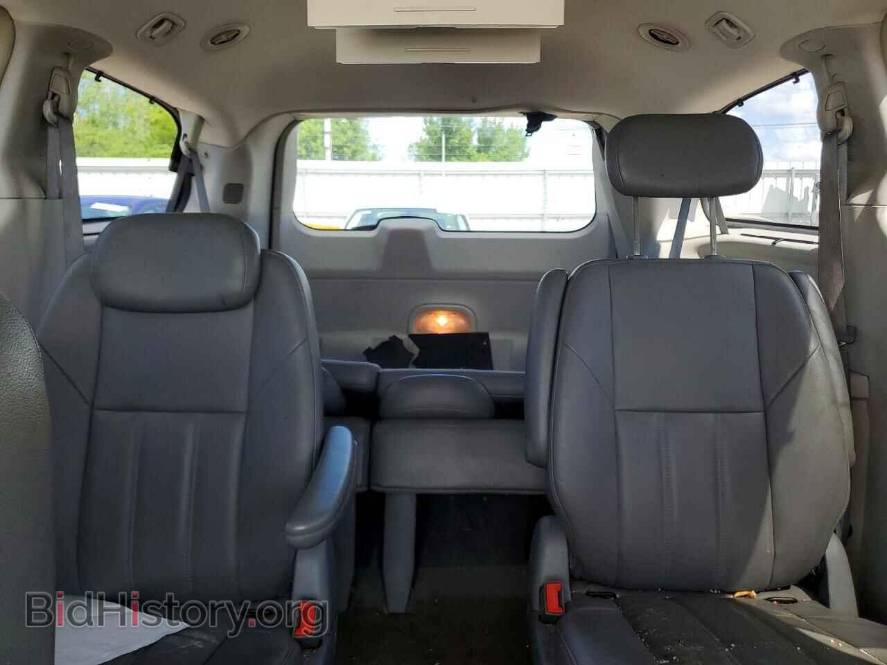 2008 CHRYSLER MINIVAN - VIN: 2A8HR54P48R803434 - Фото 10