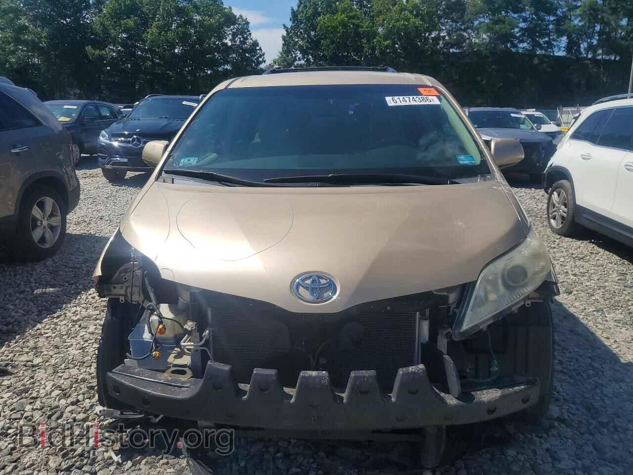 2011 TOYOTA SIENNA - VIN: 5TDJK3DC5BS024637 - Photo 5