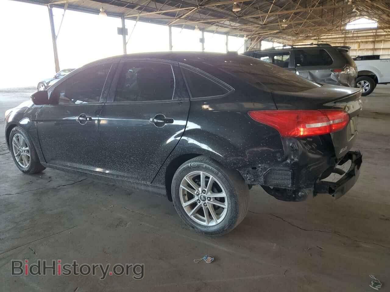 2016 FORD FOCUS - VIN: 1FADP3F23GL319379 - Фото 2