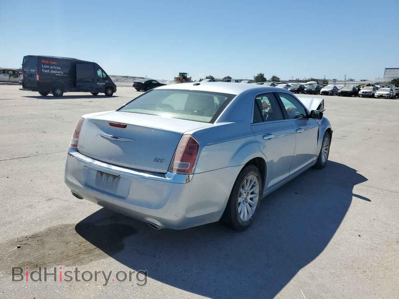 2013 CHRYSLER 300 - VIN: 2C3CCAAG9DH709702 - Фото 4