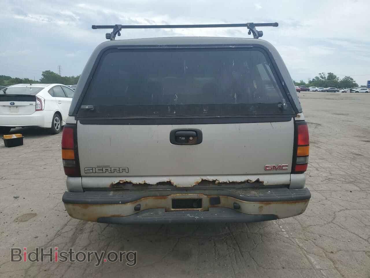 2005 GMC SIERRA - VIN: 1GTEC14X25Z203369 - Фото 6