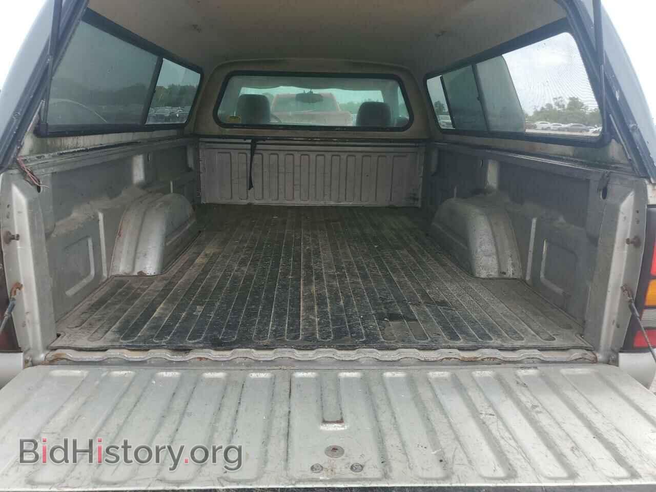 2005 GMC SIERRA - VIN: 1GTEC14X25Z203369 - Фото 10