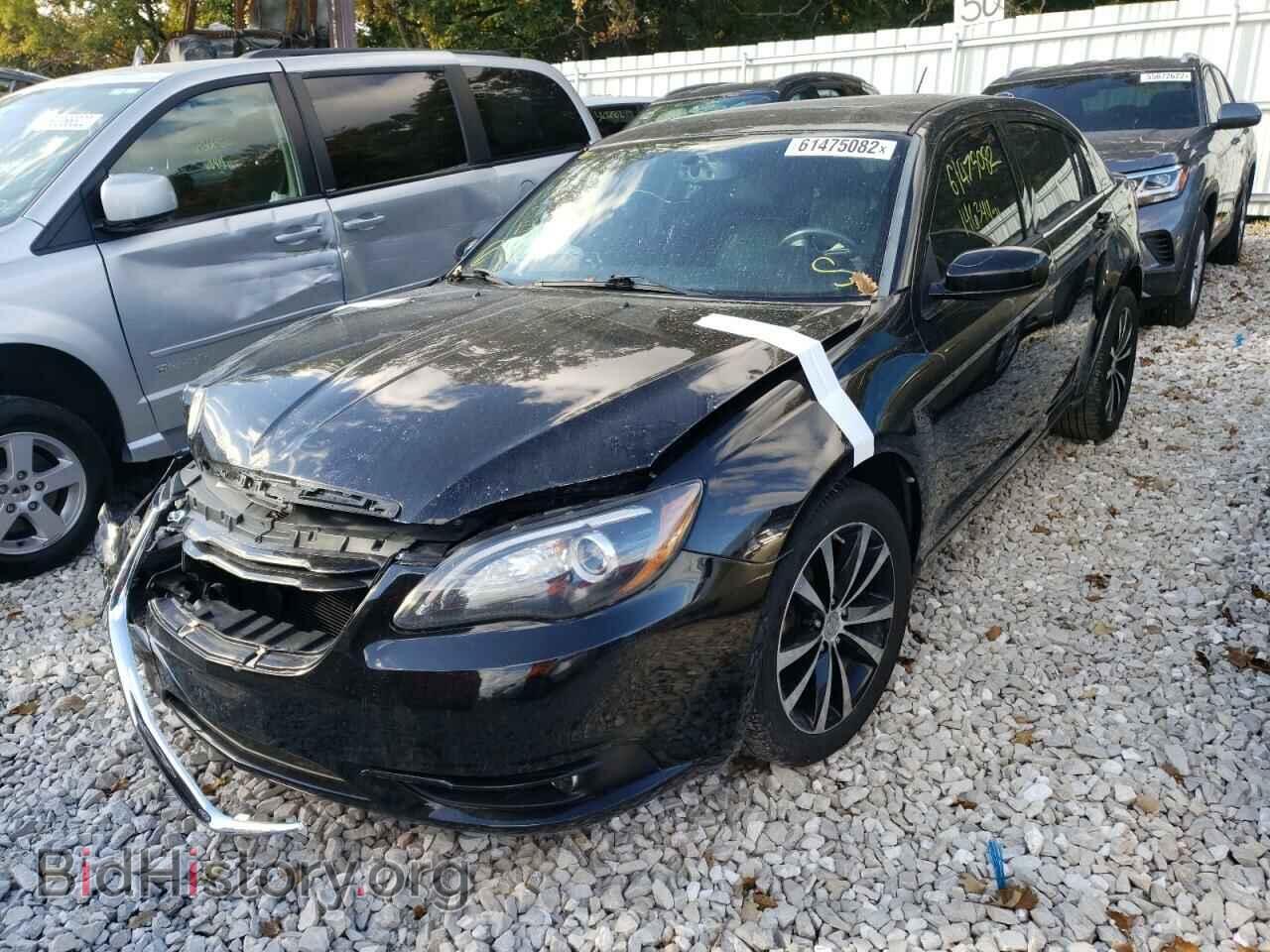 2013 CHRYSLER 200 - VIN: 1C3CCBCG7DN767964 - Фото 2