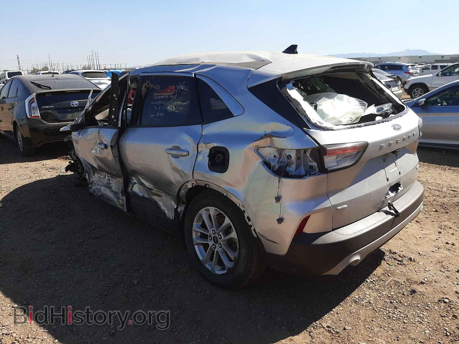 2020 FORD ESCAPE - VIN: 1FMCU0G63LUA12373 - Фото 3