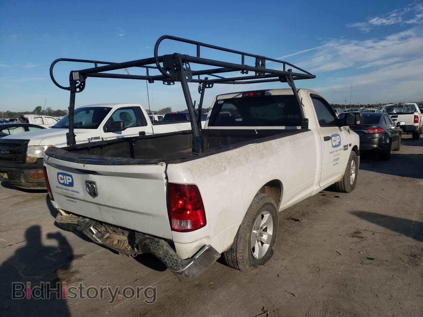 2017 RAM 1500 - VIN: 3C6JR6DT5HG731040 - Фото 4