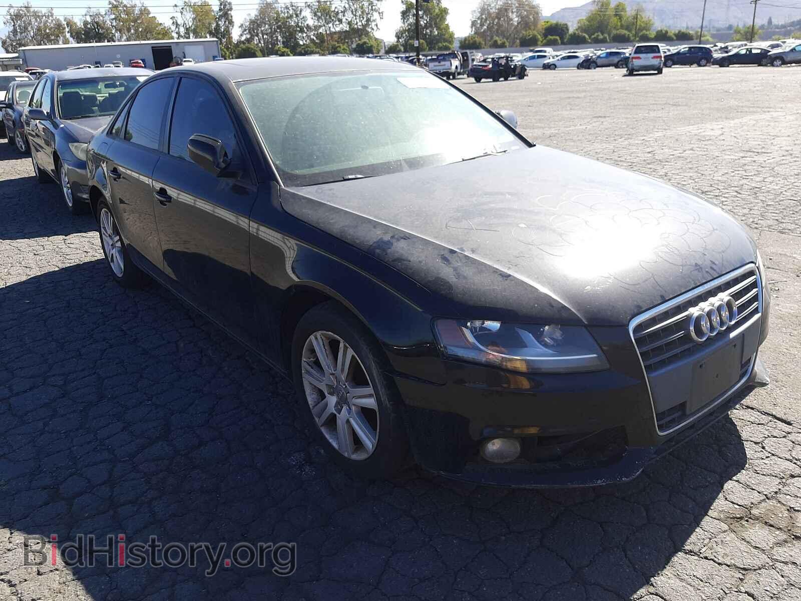 Фотография WAUAFAFL2BN030646 - AUDI A4 2011