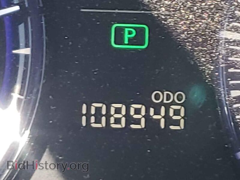 2010 Lexus HS (VIN JTHBB1BA2A2036355) — photo 8 of 10