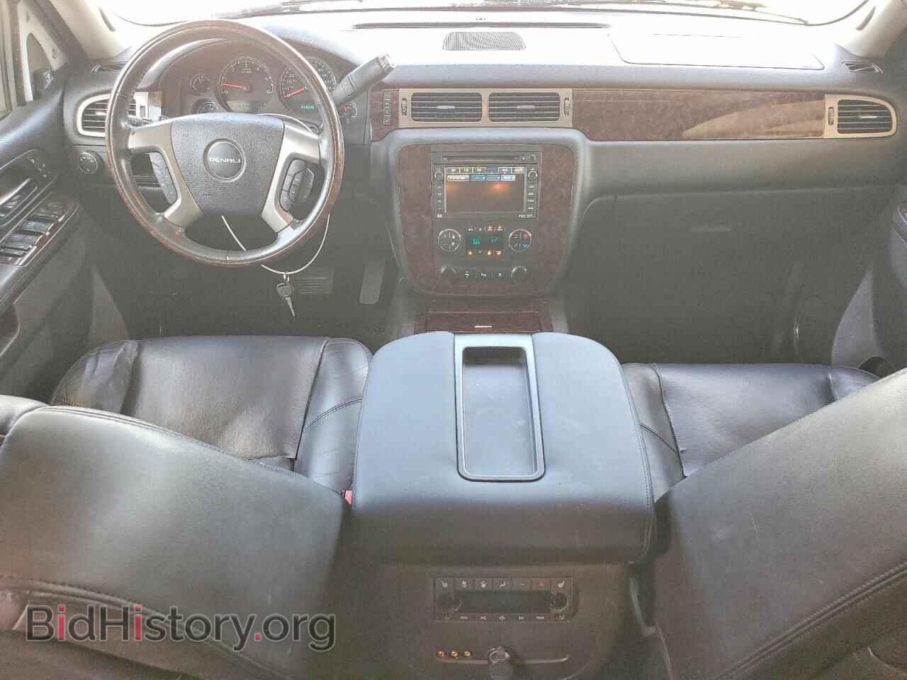 2011 GMC YUKON - VIN: 1GKS2EEF0BR392879 - Photo 8