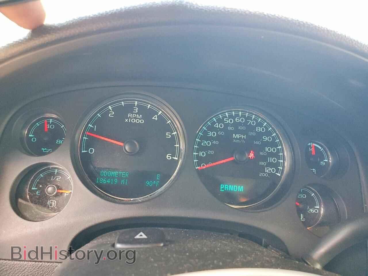 2011 GMC YUKON - VIN: 1GKS2EEF0BR392879 - Photo 9