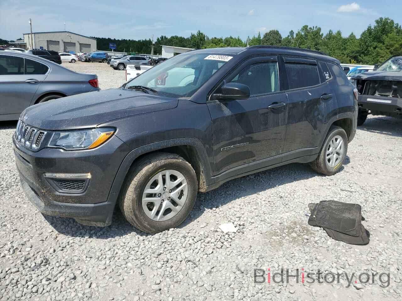 Photo 3C4NJCAB6JT502763 - JEEP COMPASS 2018