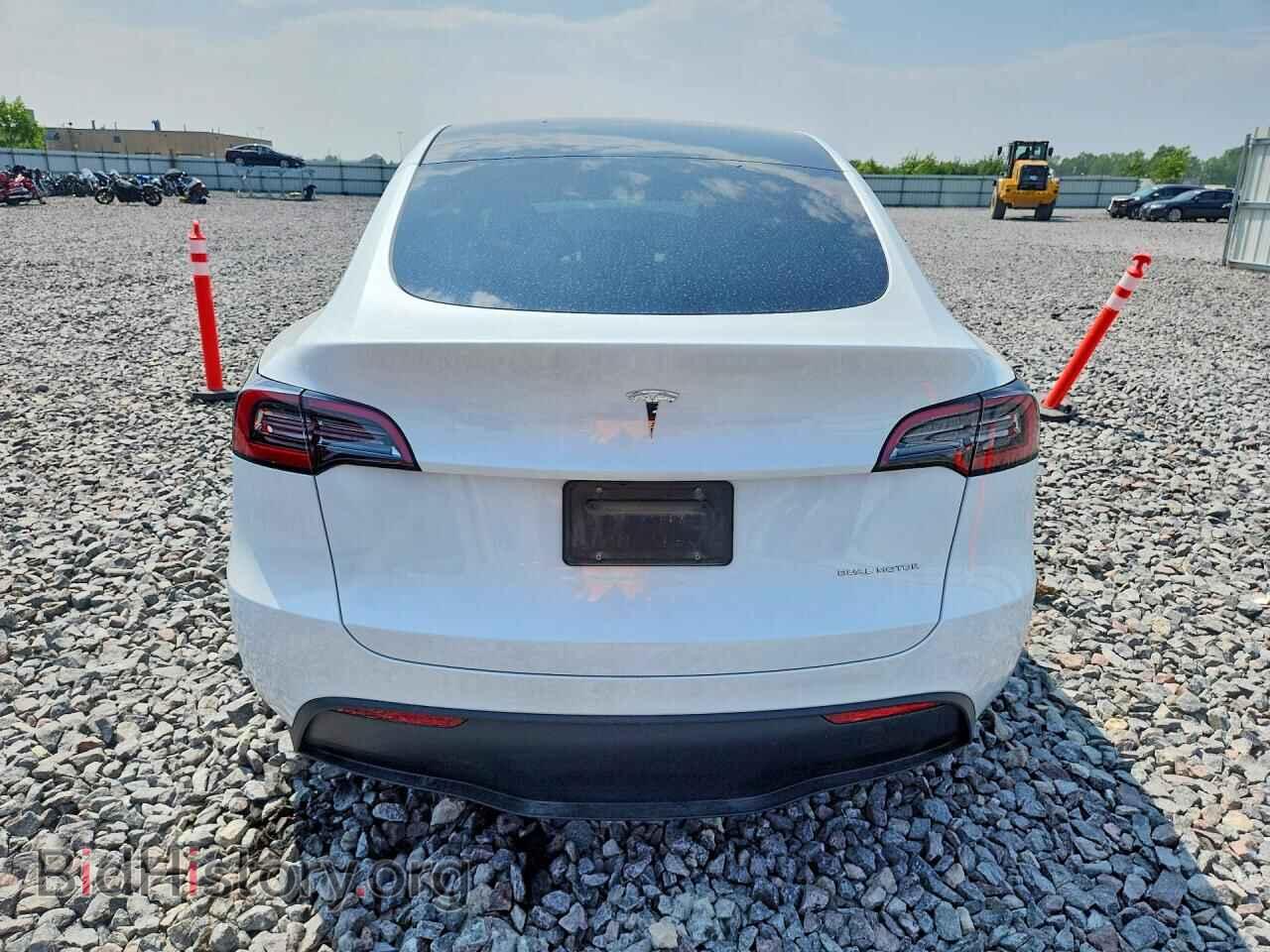 2024 TESLA MODEL Y - VIN: 7SAYGDEE6RA296103 - Photo 6