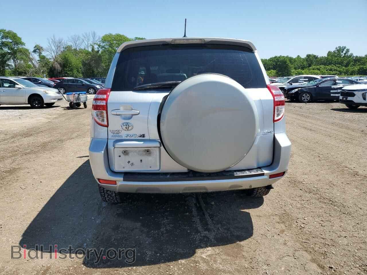 2010 TOYOTA RAV4 - VIN: JTMBF4DVXAD028368 - Фото 6