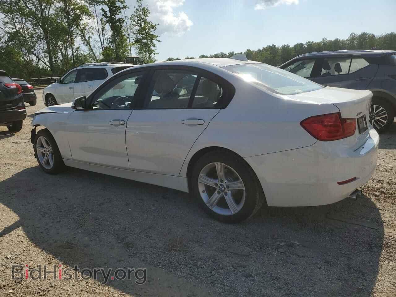 2013 BMW 3 SERIES - VIN: WBA3B3C59DF540754 - Фото 2