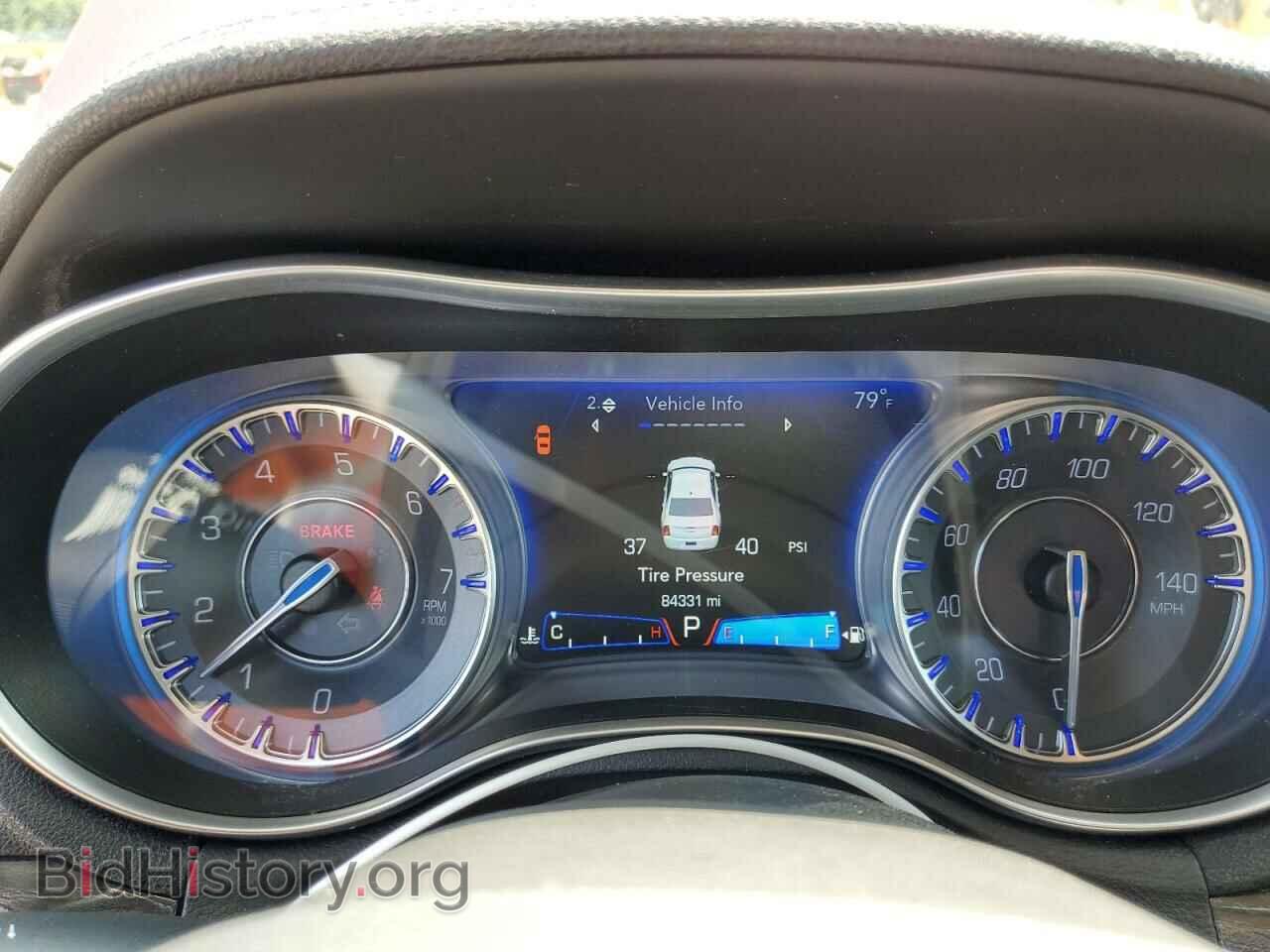 2017 CHRYSLER 300 - VIN: 2C3CCARG4HH591844 - Фото 9