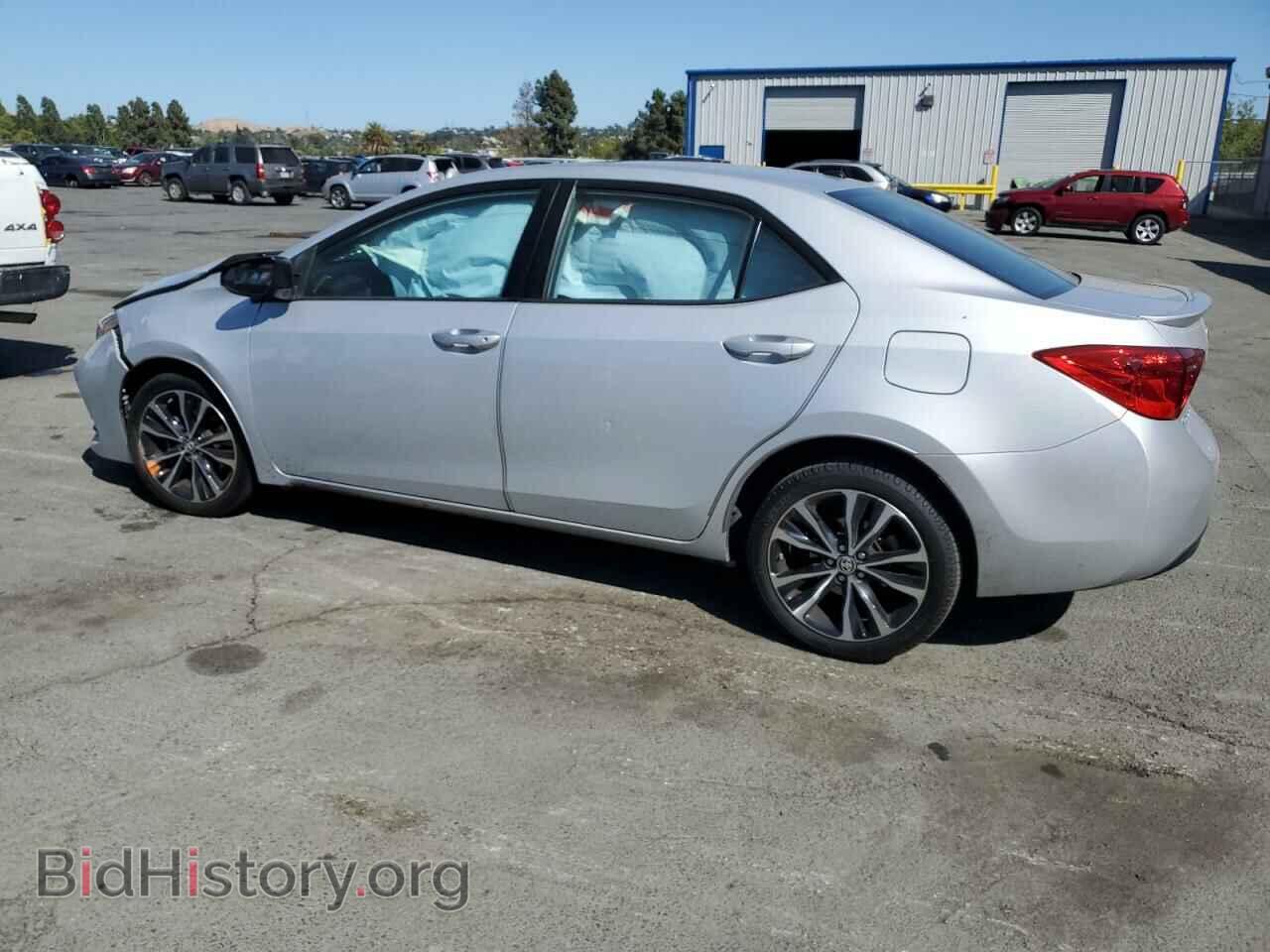 2017 TOYOTA COROLLA - VIN: 2T1BURHEXHC765574 - Фото 2
