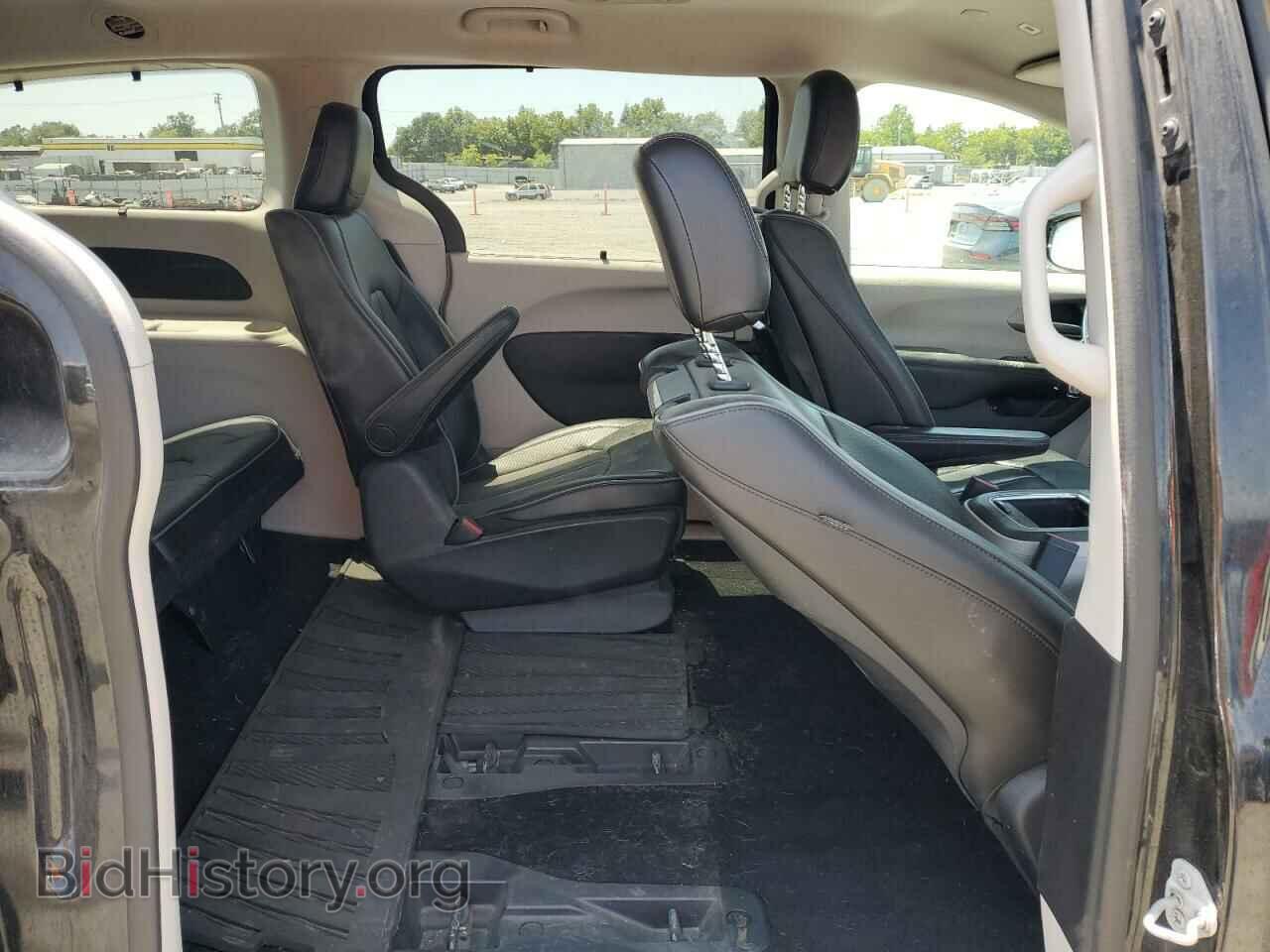 2018 CHRYSLER PACIFICA - VIN: 2C4RC1N73JR358954 - Фото 11