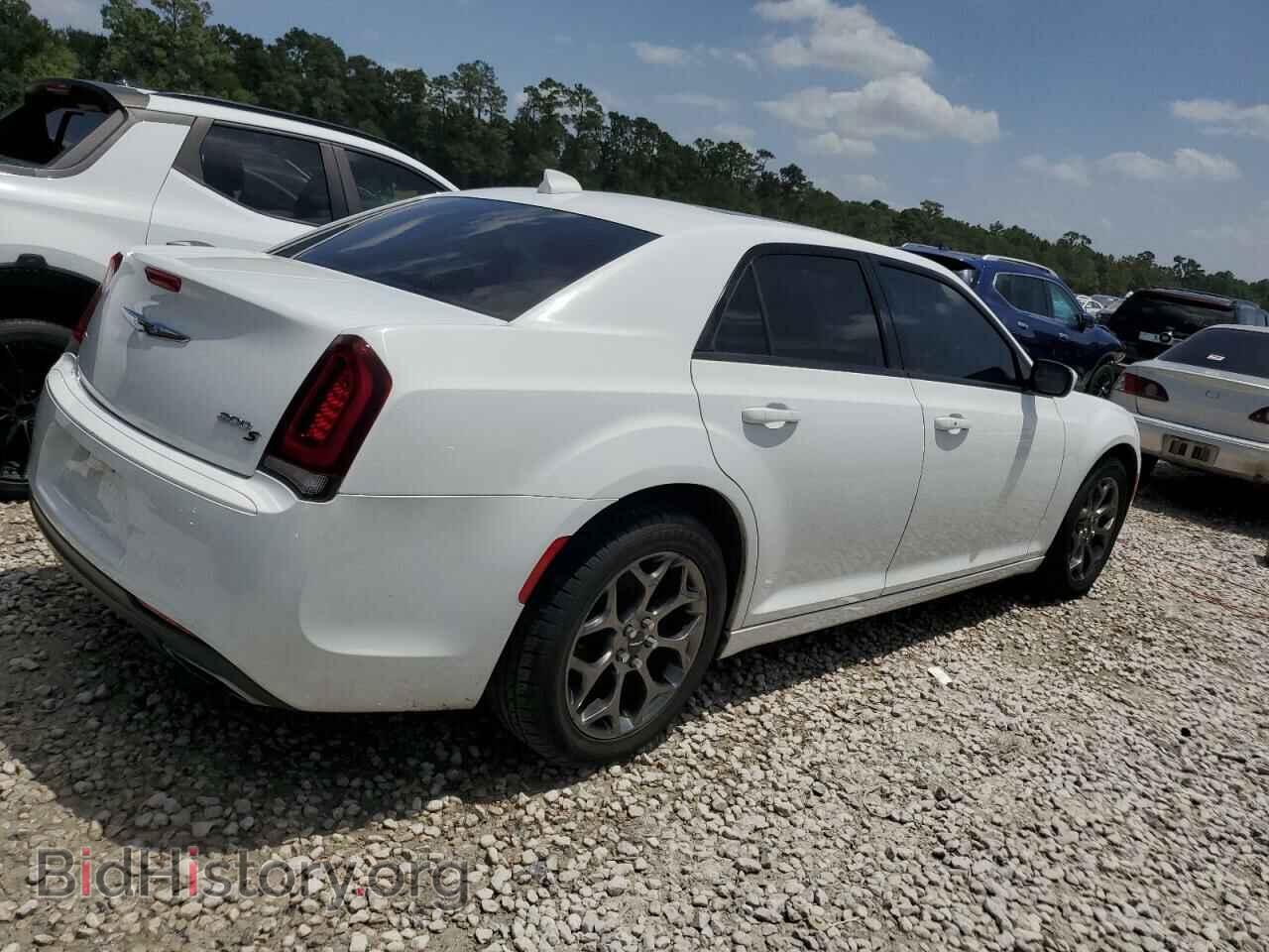 2016 CHRYSLER 300 - VIN: 2C3CCAGG3GH262358 - Фото 3