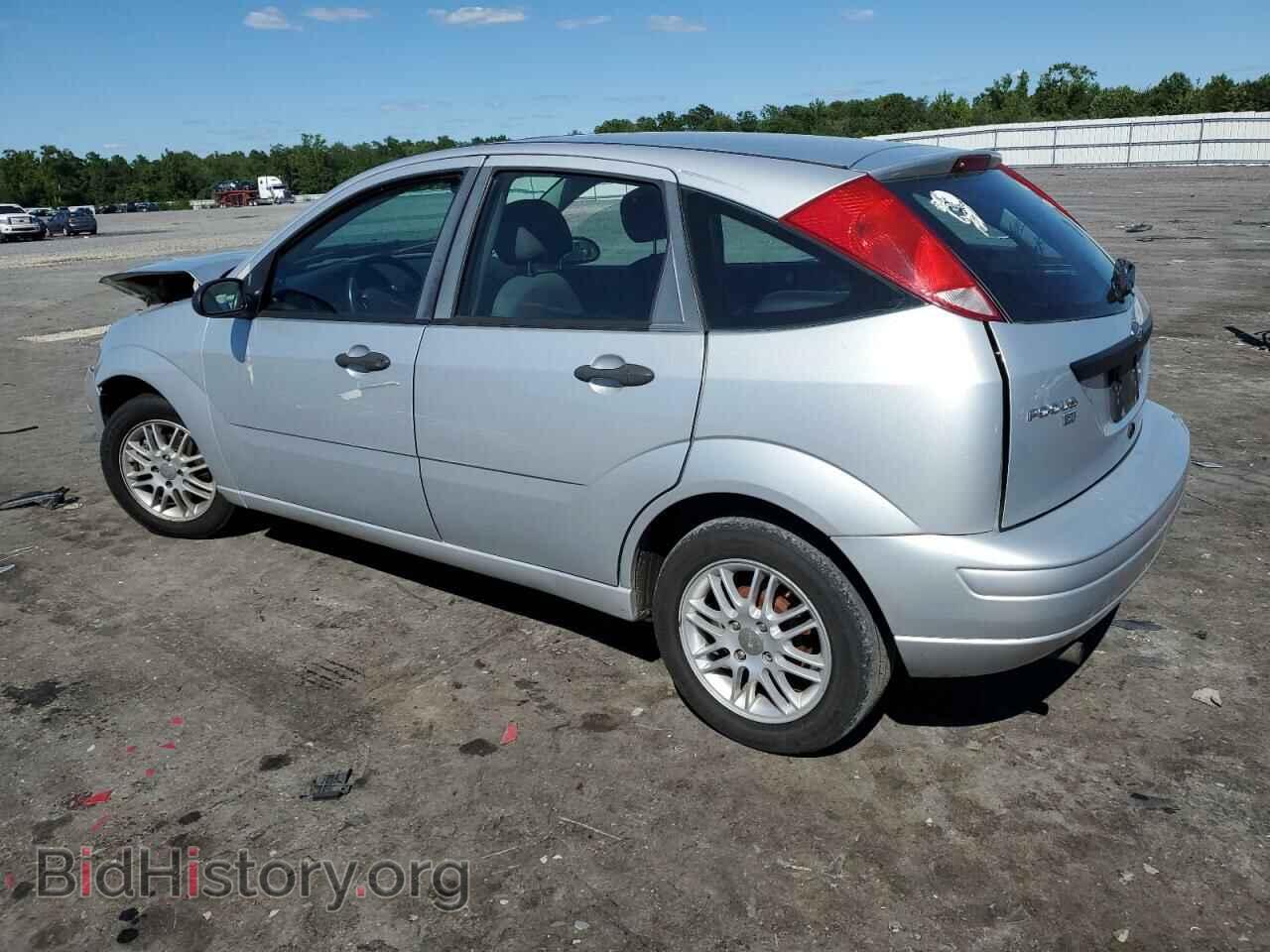 2007 FORD FOCUS - VIN: 1FAFP37N47W234535 - Фото 2