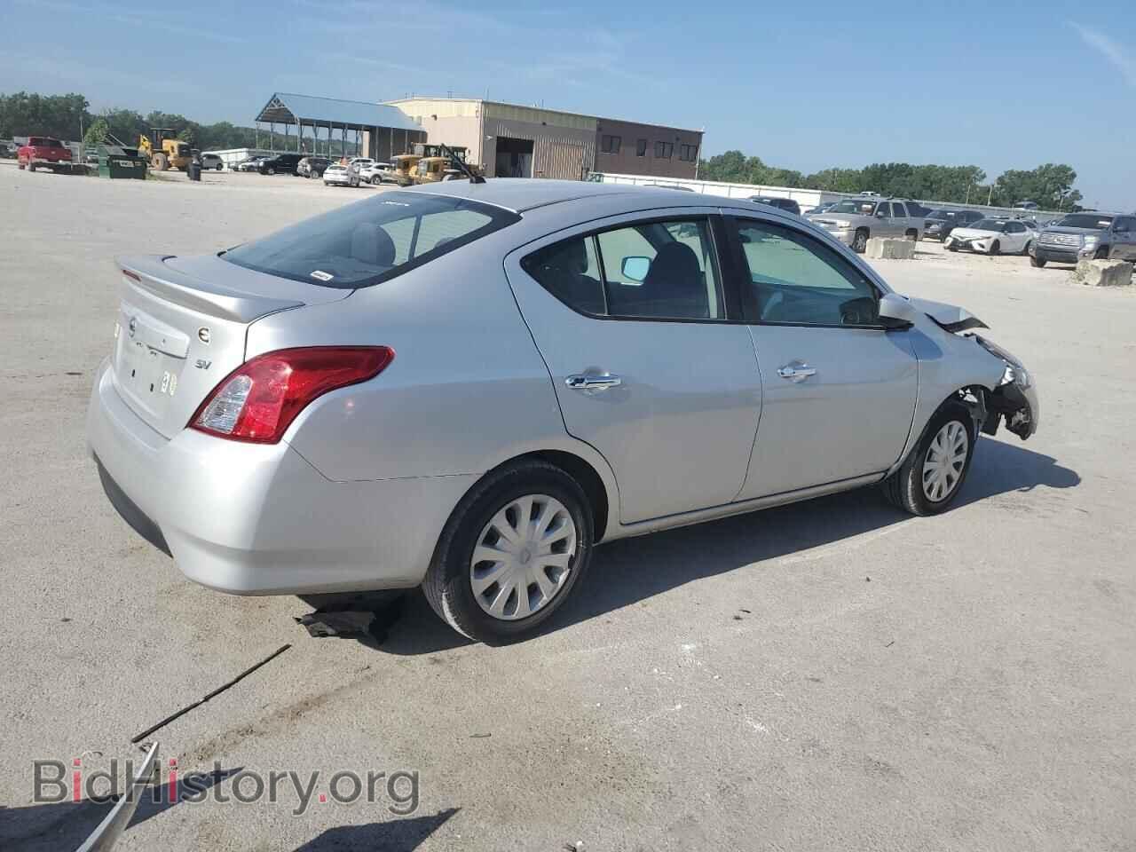2018 NISSAN VERSA - VIN: 3N1CN7AP4JL884521 - Фото 3