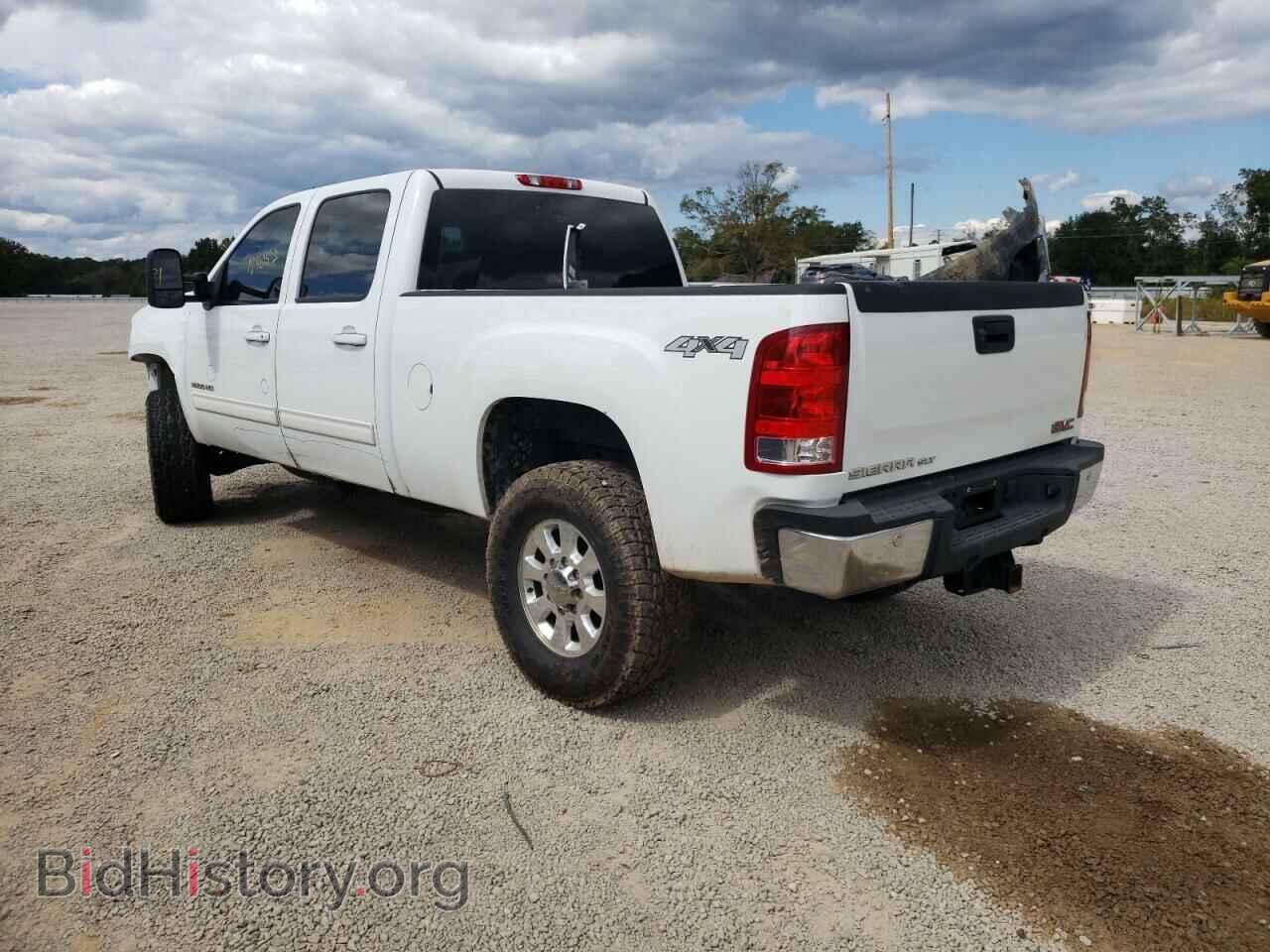 2011 GMC SIERRA - VIN: 1GT121C82BF141478 - Фото 3