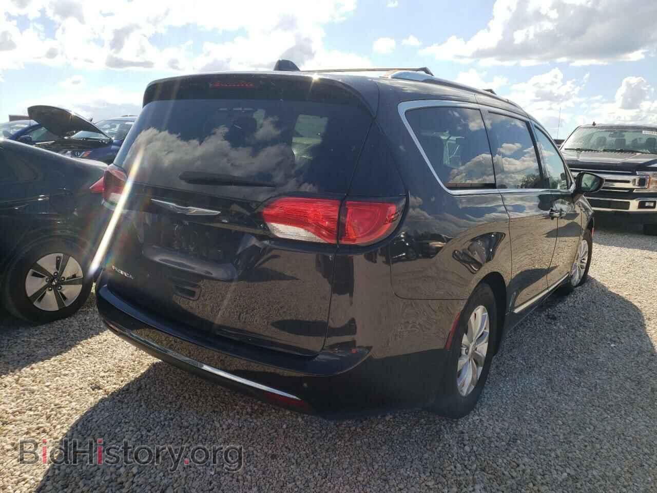 2019 CHRYSLER PACIFICA - VIN: 2C4RC1BG6KR597856 - Фото 4