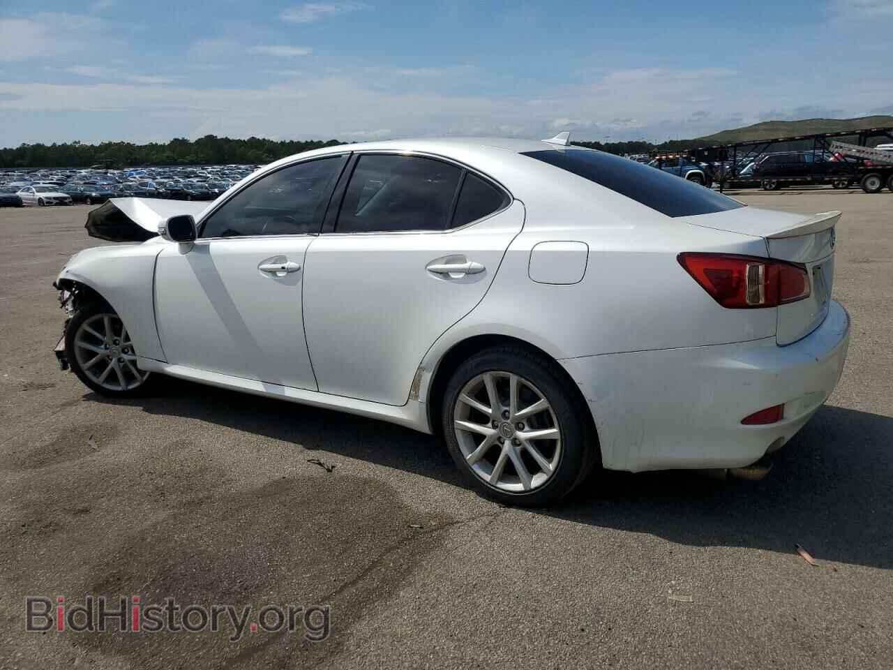 2011 LEXUS IS - VIN: JTHCF5C24B5046196 - Photo 2