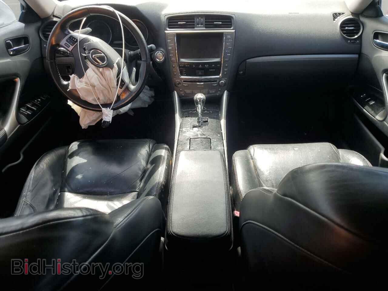 2011 LEXUS IS - VIN: JTHCF5C24B5046196 - Photo 8