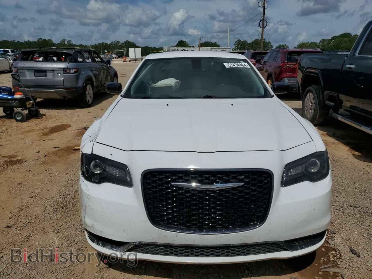2018 CHRYSLER 300 - VIN: 2C3CCAAG3JH302096 - Фото 5
