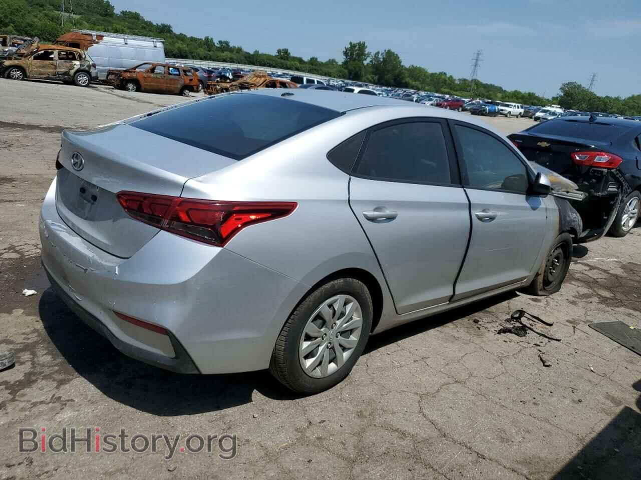 2019 HYUNDAI ACCENT - VIN: 3KPC24A32KE068740 - Фото 3