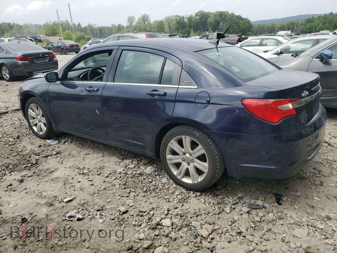 2013 CHRYSLER 200 - VIN: 1C3CCBAB8DN761808 - Фото 2