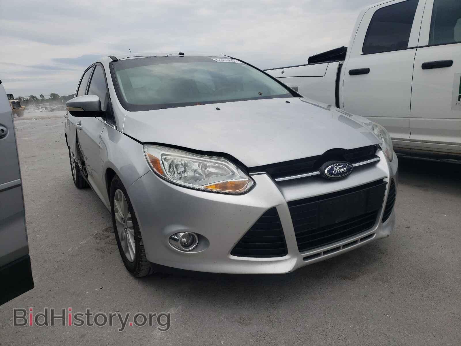 Фотография 1FAHP3M24CL357671 - FORD FOCUS 2012