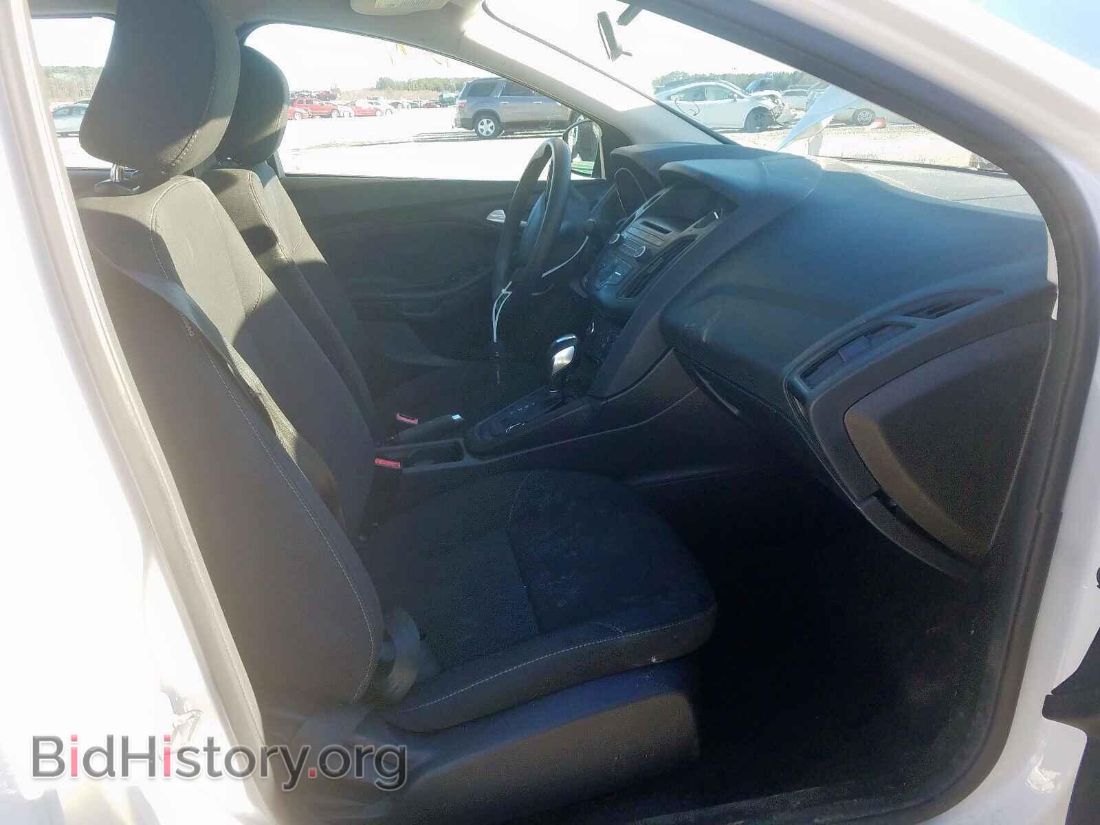 2016 FORD FOCUS - VIN: 1FADP3F23GL304901 - Photo 5