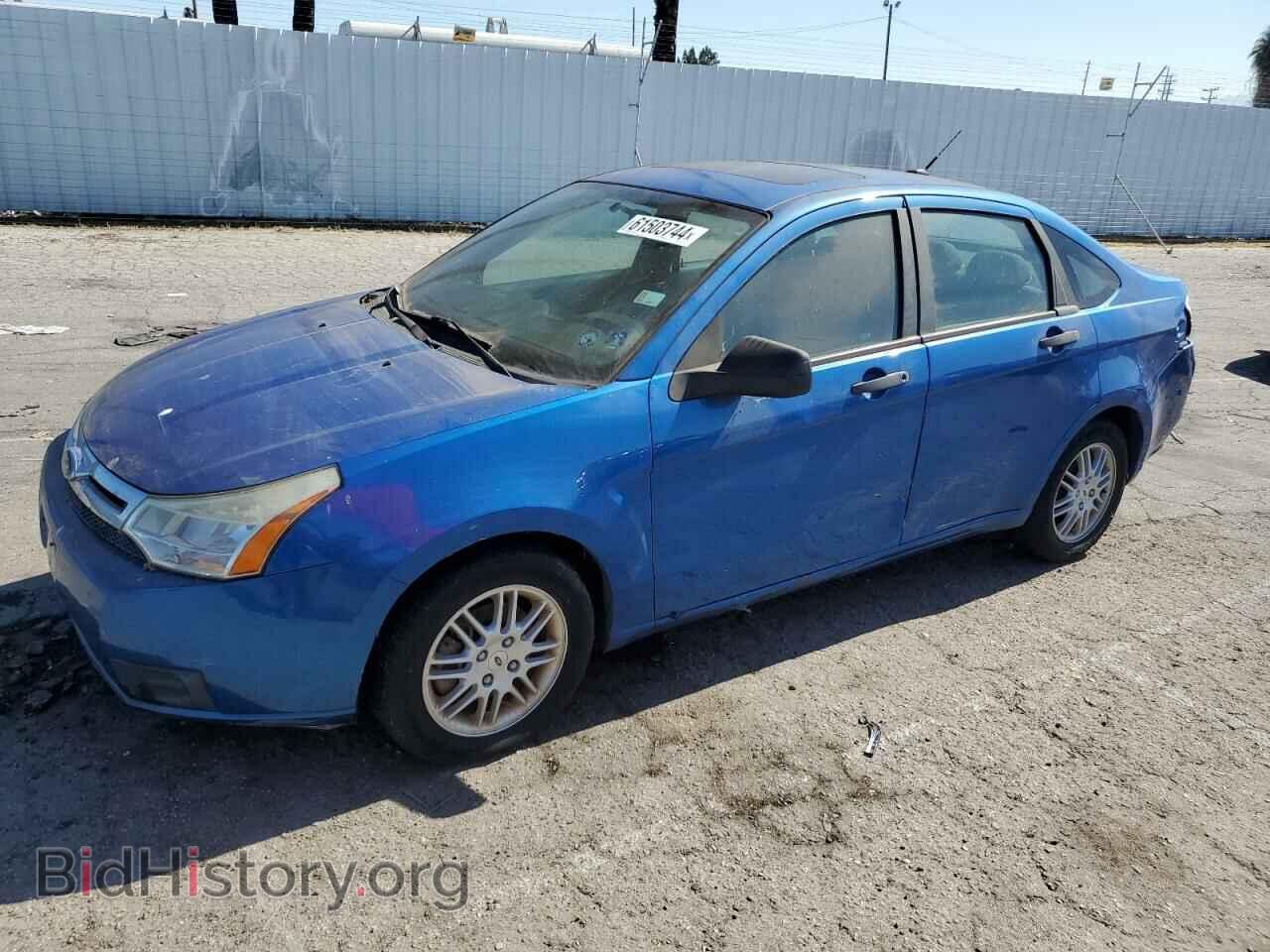Photo 1FAHP3FN6AW118917 - FORD FOCUS 2010