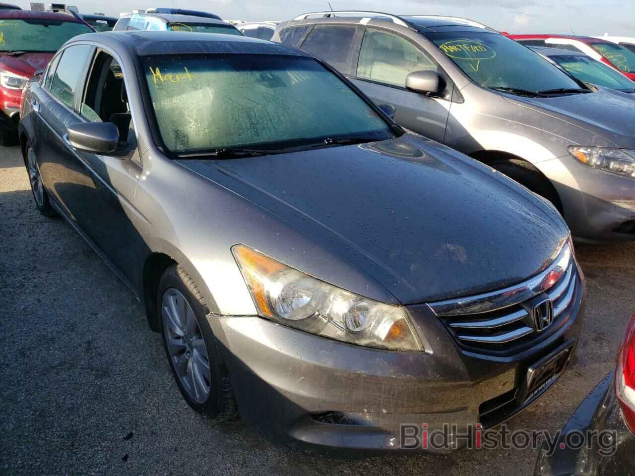 Photo 1HGCP3F86CA002326 - HONDA ACCORD 2012