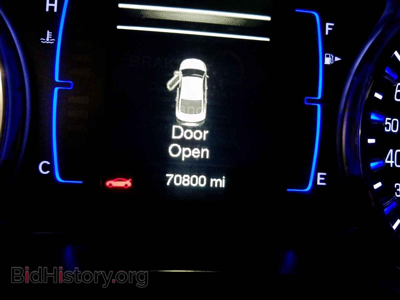 2016 CHRYSLER 200 - VIN: 1C3CCCAB6GN164473 - Фото 8