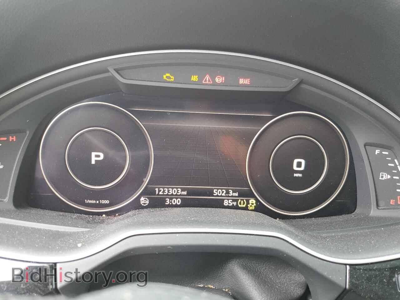 2017 AUDI Q7 - VIN: WA1LAAF74HD010730 - Фото 9